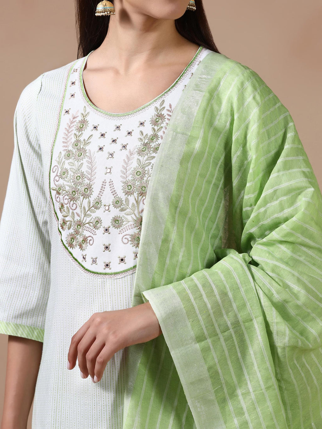 Women Poly Cotton Green Embroidered Yarn Dyed Kurta Comfort Pant Dupatta