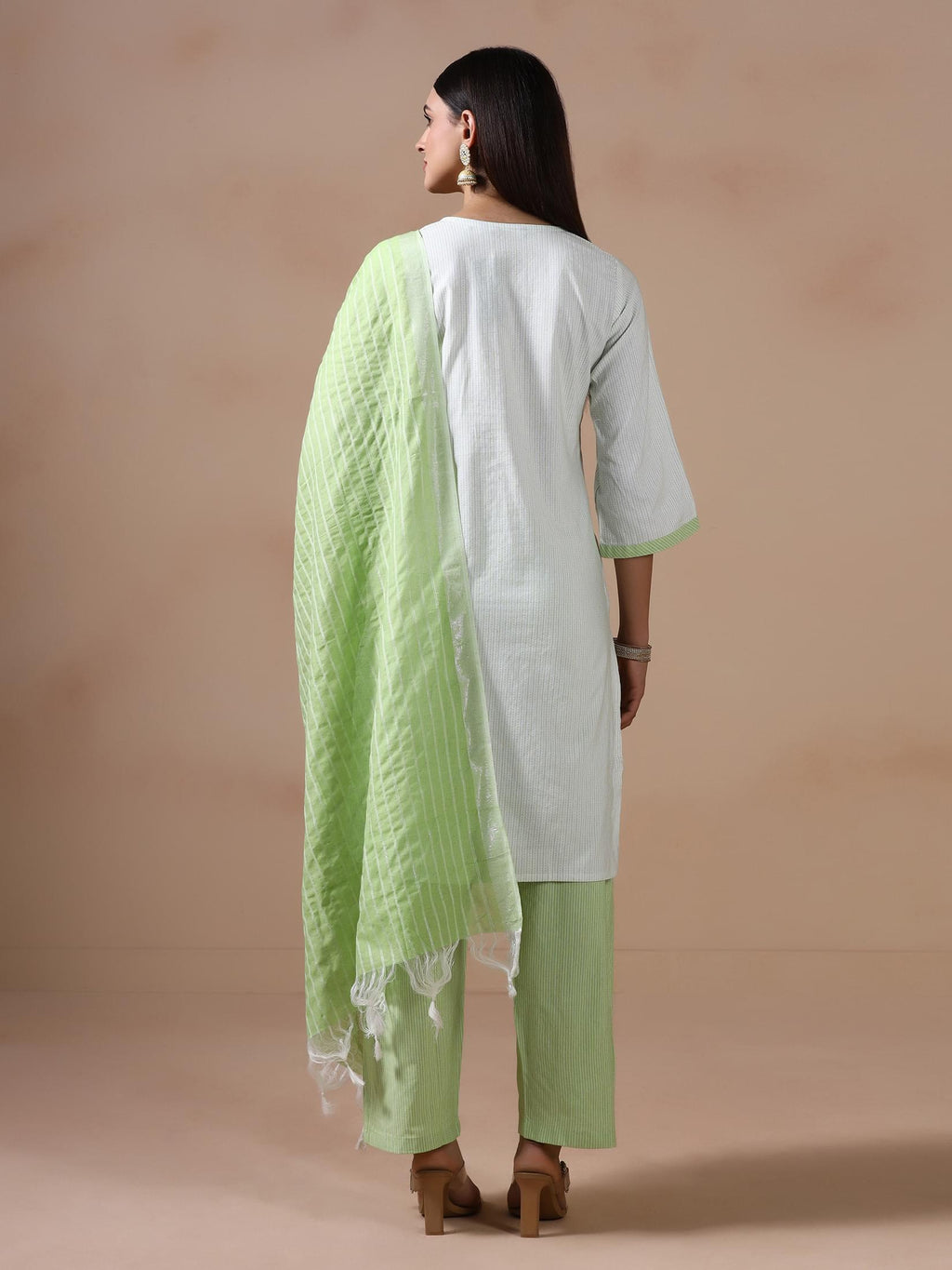Women Poly Cotton Green Embroidered Yarn Dyed Kurta Comfort Pant Dupatta