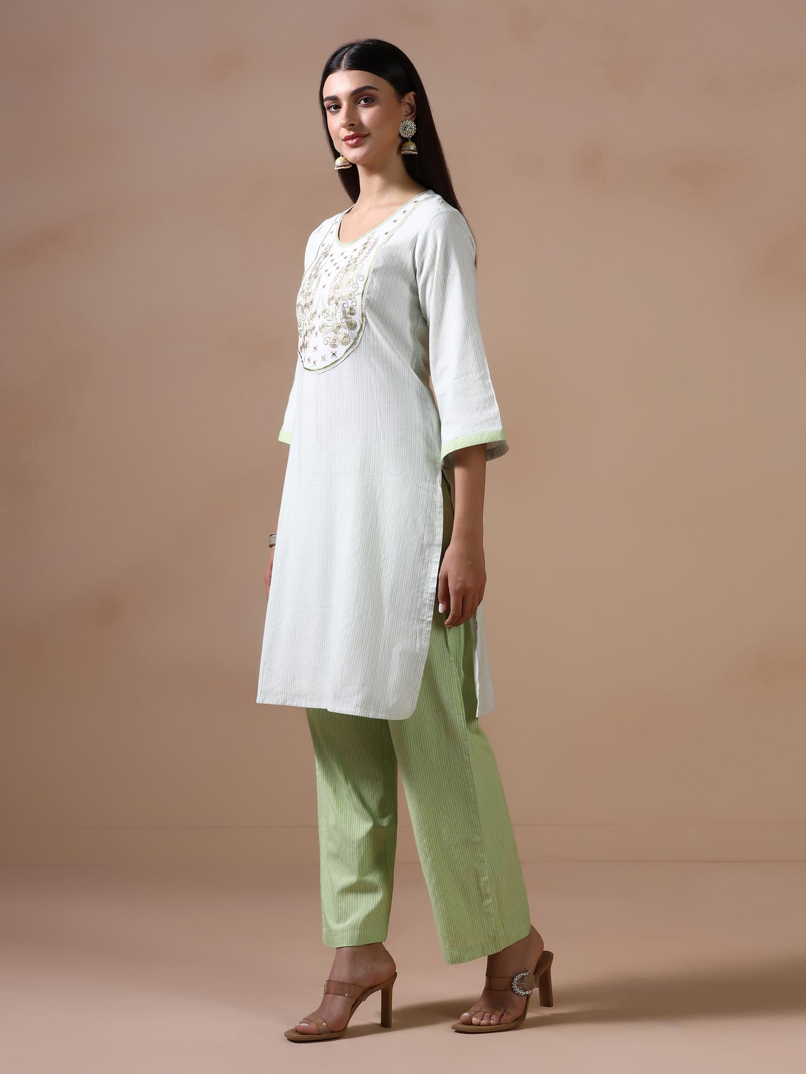 Women Poly Cotton Green Embroidered Yarn Dyed Kurta Comfort Pant Dupatta