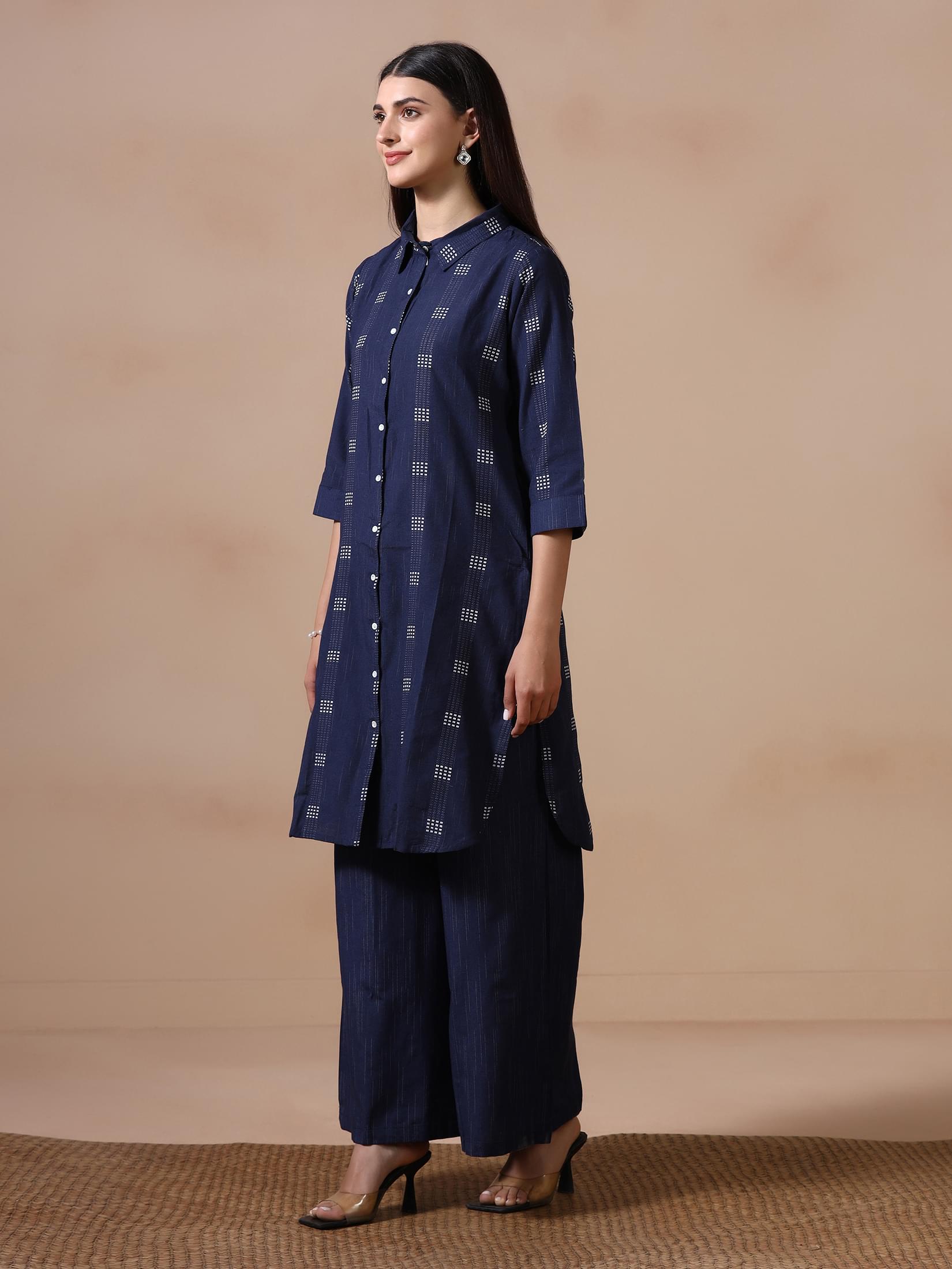 Women Poly Cotton Navy Blue Yarn Dyed Kurta With Wide Leg Pant