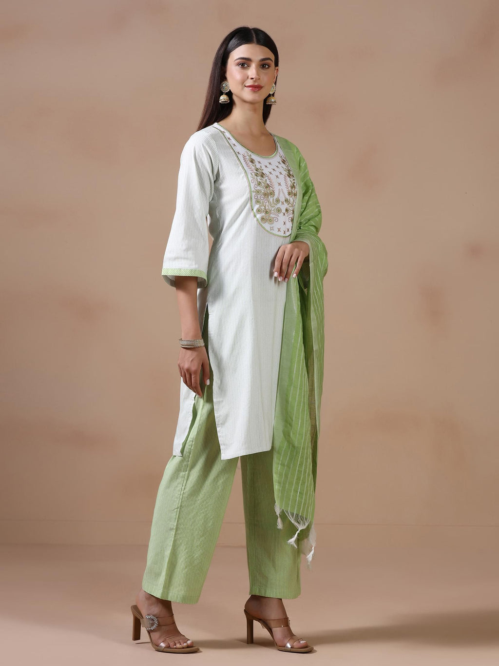 Women Poly Cotton Green Embroidered Yarn Dyed Kurta Comfort Pant Dupatta